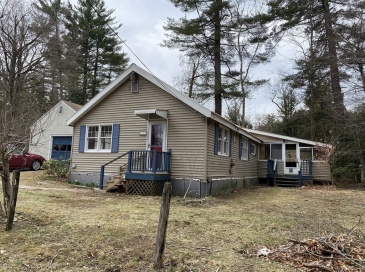 106 Shore Rd, Becket, Massachusetts, 2 Bedrooms Bedrooms, 4 Rooms Rooms,1.5 BathroomsBathrooms,Residential,For Sale,Shore Rd,73364984