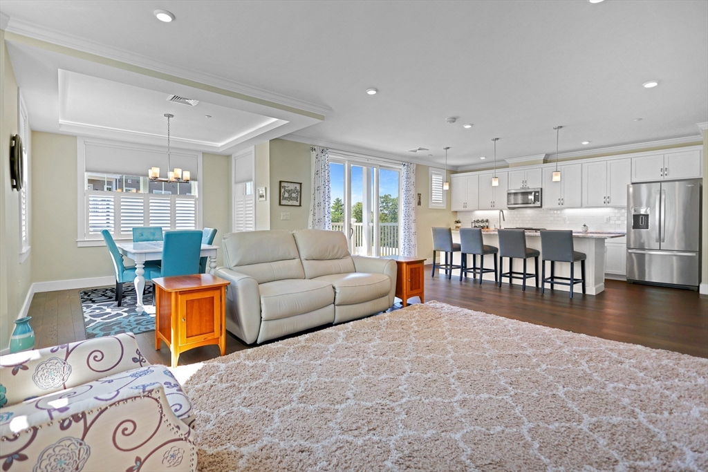 5 Longview Drive, Atkinson, New Hampshire, 2 Bedrooms Bedrooms, 5 Rooms Rooms,2 BathroomsBathrooms,Residential,For Sale,Longview Drive,73418549