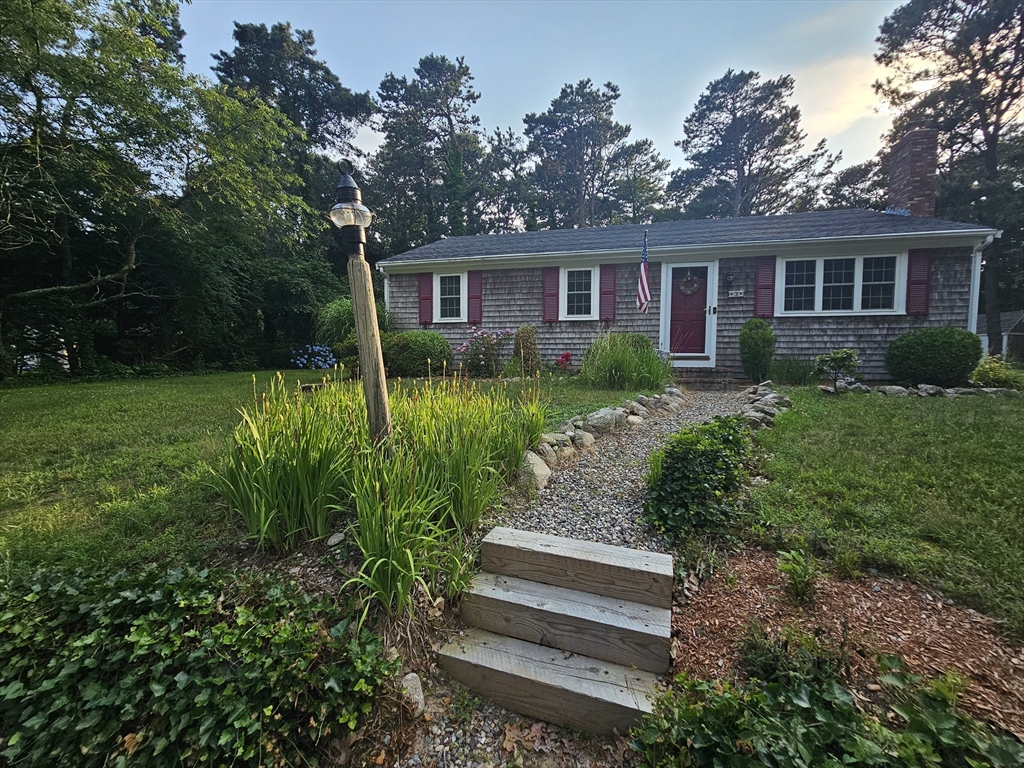 3 Kenneth St, Sandwich, Massachusetts, 3 Bedrooms Bedrooms, 5 Rooms Rooms,1.5 BathroomsBathrooms,Residential,For Sale,Kenneth St,73382233