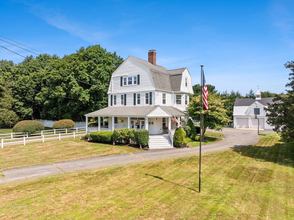 52 Oak Street, Weymouth, Massachusetts, 5 Bedrooms Bedrooms, 11 Rooms Rooms,3 BathroomsBathrooms,Residential Income,For Sale,Oak Street,73408238