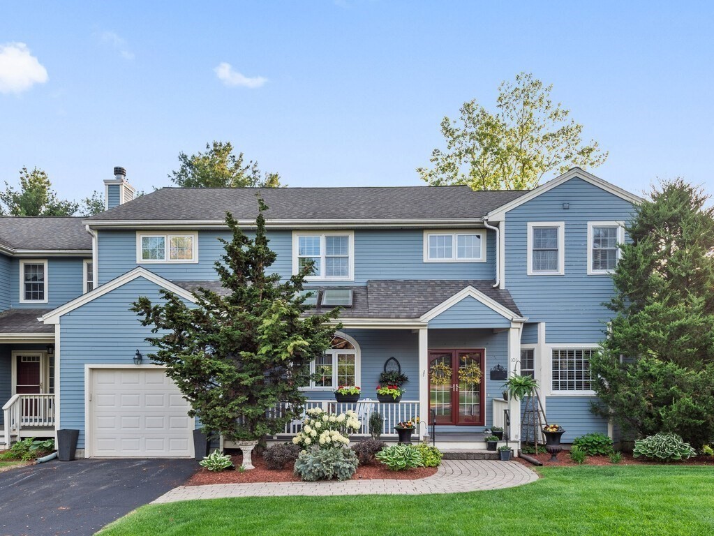 101 Colonial Dr, Sturbridge, Massachusetts, 3 Bedrooms Bedrooms, 5 Rooms Rooms,4.5 BathroomsBathrooms,Residential,For Sale,Colonial Dr,73385001