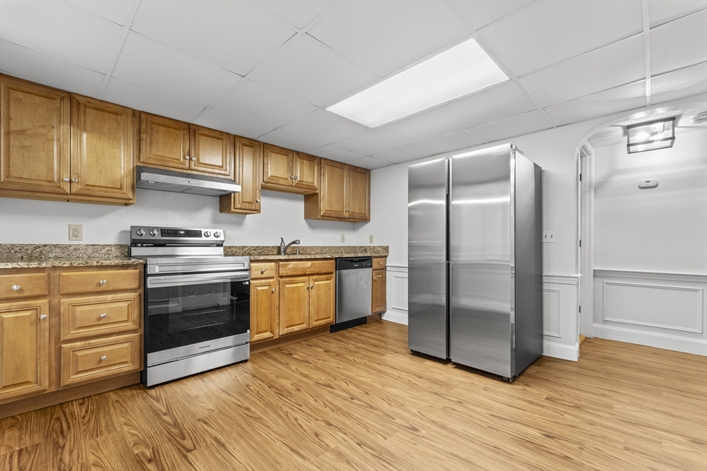 3 Shadowbrook Ln, Milford, Massachusetts, 2 Bedrooms Bedrooms, 4 Rooms Rooms,1.5 BathroomsBathrooms,Residential Lease,For Rent,Shadowbrook Ln,73432007