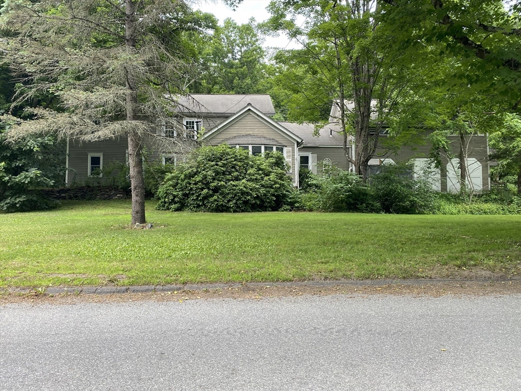 91 W Mountain Rd, Bernardston, Massachusetts, 4 Bedrooms Bedrooms, 9 Rooms Rooms,3 BathroomsBathrooms,Residential,For Sale,W Mountain Rd,73398028