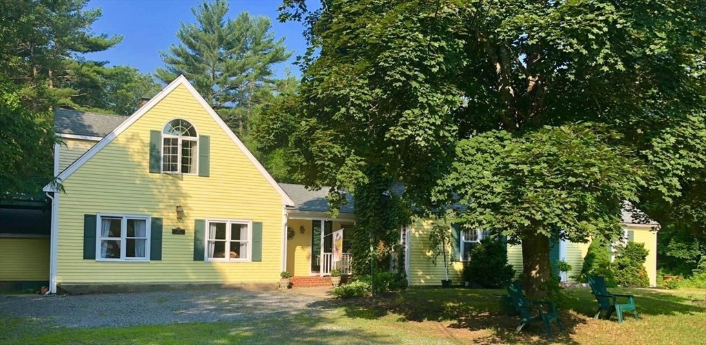27 High St., Pembroke, Massachusetts, 4 Bedrooms Bedrooms, 9 Rooms Rooms,3 BathroomsBathrooms,Residential Lease,For Rent,High St.,73409127