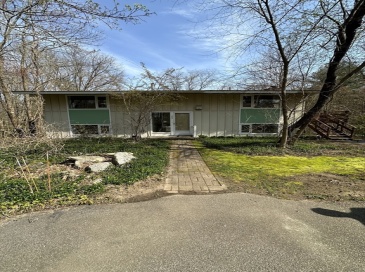 205 Lincoln St., Blackstone, Massachusetts, 4 Bedrooms Bedrooms, 9 Rooms Rooms,2 BathroomsBathrooms,Residential Lease,For Rent,Lincoln St.,73412644