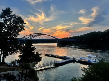 1 Deer Island St, Newburyport, Massachusetts, 2 Bedrooms Bedrooms, 6 Rooms Rooms,2.5 BathroomsBathrooms,Residential Lease,For Rent,Deer Island St,73387563