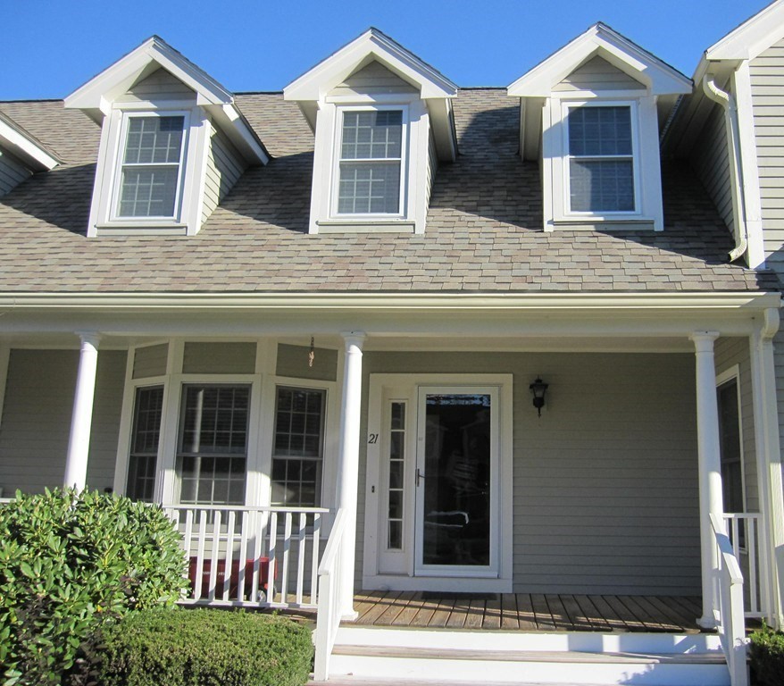 21 Bellwood Cir, Bellingham, Massachusetts, 2 Bedrooms Bedrooms, 6 Rooms Rooms,1.5 BathroomsBathrooms,Residential Lease,For Rent,Bellwood Cir,73412744