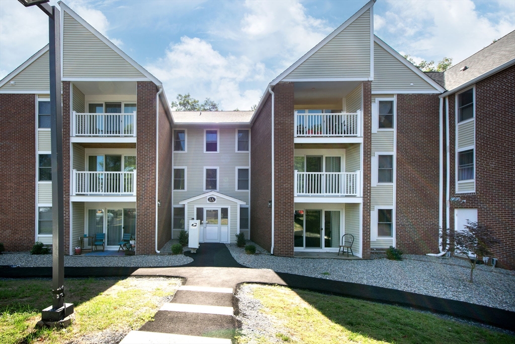 1 Marc Dr, Plymouth, Massachusetts, 2 Bedrooms Bedrooms, 4 Rooms Rooms,1.5 BathroomsBathrooms,Residential Lease,For Rent,Marc Dr,73423808