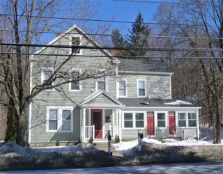 95 Main St, Upton, Massachusetts, 2 Bedrooms Bedrooms, 4 Rooms Rooms,1 BathroomBathrooms,Residential Lease,For Rent,Main St,73431357