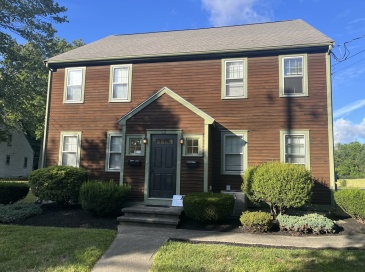 52 Collins Street, Danvers, Massachusetts, 2 Bedrooms Bedrooms, 5 Rooms Rooms,1.5 BathroomsBathrooms,Residential Lease,For Rent,Collins Street,73422416