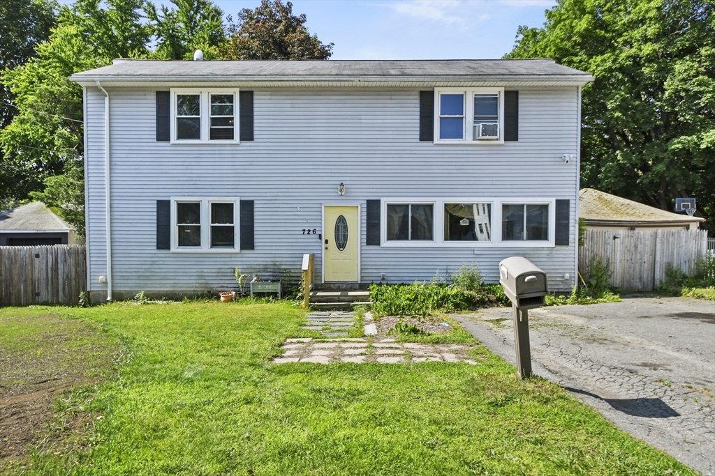 726 Blossom Street, Fitchburg, Massachusetts, 6 Bedrooms Bedrooms, 9 Rooms Rooms,3 BathroomsBathrooms,Residential,For Sale,Blossom Street,73393784