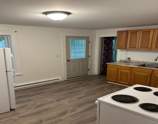 10 Keyes St, Belchertown, Massachusetts, 3 Bedrooms Bedrooms, 7 Rooms Rooms,1 BathroomBathrooms,Residential Lease,For Rent,Keyes St,73419643