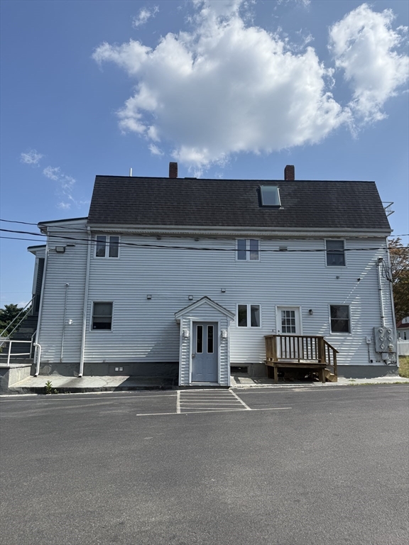 40 Plain St, Taunton, Massachusetts, 3 Rooms Rooms,1 BathroomBathrooms,Residential Lease,For Rent,Plain St,73416515