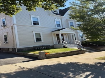 30 Broadway, Beverly, Massachusetts, 1 Bedroom Bedrooms, 3 Rooms Rooms,1 BathroomBathrooms,Residential Lease,For Rent,Broadway,73427166