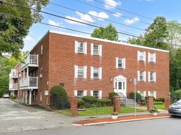 276 Albion Street, Wakefield, Massachusetts, 2 Bedrooms Bedrooms, 4 Rooms Rooms,1 BathroomBathrooms,Residential Lease,For Rent,Albion Street,73421141 276 Albion Street, Wakefield, Massachusetts, 2 Bedrooms Bedrooms, 4 Rooms Rooms,1 BathroomBathrooms,Residential Lease,For Rent,Albion Street,73421141