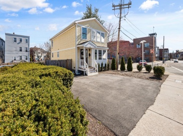 56 Quincy, Boston, Massachusetts, 3 Bedrooms Bedrooms, 6 Rooms Rooms,2 BathroomsBathrooms,Residential Lease,For Rent,Quincy,73352435 56 Quincy, Boston, Massachusetts, 3 Bedrooms Bedrooms, 6 Rooms Rooms,2 BathroomsBathrooms,Residential Lease,For Rent,Quincy,73352435