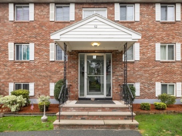 62 Purchase St, Danvers, Massachusetts, 1 Bedroom Bedrooms, 3 Rooms Rooms,1 BathroomBathrooms,Residential Lease,For Rent,Purchase St,73428321