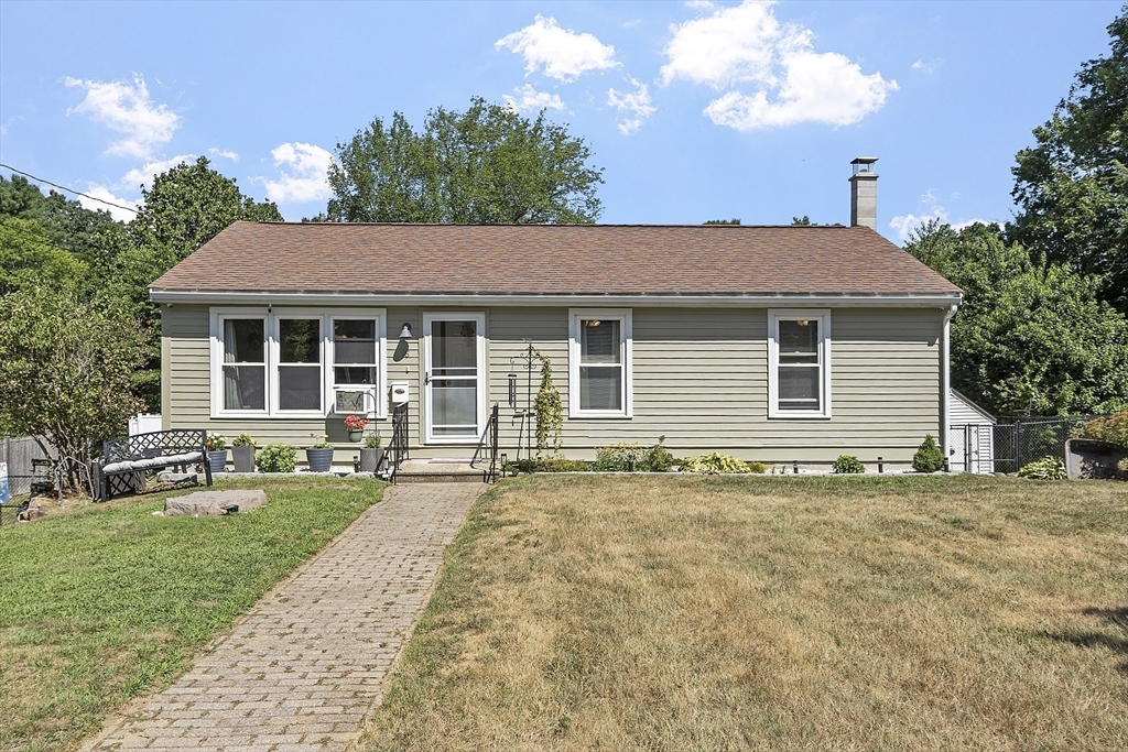 16 Walnut St, Templeton, Massachusetts, 3 Bedrooms Bedrooms, 5 Rooms Rooms,2 BathroomsBathrooms,Residential,For Sale,Walnut St,73421876