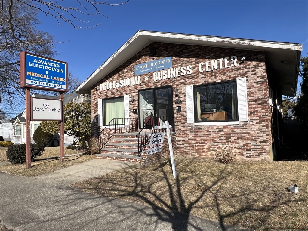 862 Ashley Blvd, New Bedford, Massachusetts, ,Commercial Lease,For Rent,Ashley Blvd,73436080