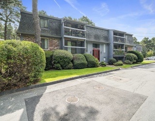 432 Old Chatham Rd, Dennis, Massachusetts, 2 Bedrooms Bedrooms, 3 Rooms Rooms,1 BathroomBathrooms,Residential,For Sale,Old Chatham Rd,73421219