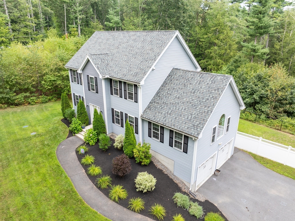 55 Reservoir Rd, Lunenburg, Massachusetts, 3 Bedrooms Bedrooms, 8 Rooms Rooms,2.5 BathroomsBathrooms,Residential,For Sale,Reservoir Rd,73419702