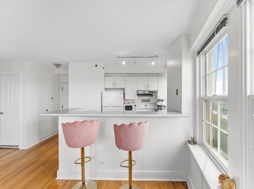 534 Beacon St, Boston, Massachusetts, 1 Bedroom Bedrooms, 3 Rooms Rooms,1 BathroomBathrooms,Residential Lease,For Rent,Beacon St,73406869 534 Beacon St, Boston, Massachusetts, 1 Bedroom Bedrooms, 3 Rooms Rooms,1 BathroomBathrooms,Residential Lease,For Rent,Beacon St,73406869
