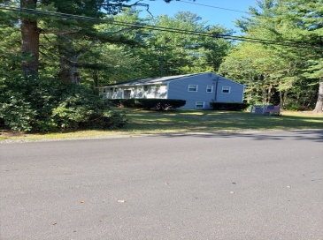 296 Emerson Ave, Hampstead, New Hampshire, 2 Bedrooms Bedrooms, 4 Rooms Rooms,1 BathroomBathrooms,Residential Lease,For Rent,Emerson Ave,73433561
