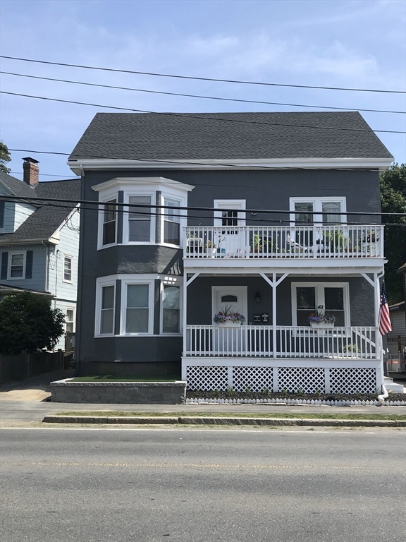 49 Paradise Road, Swampscott, Massachusetts, 2 Bedrooms Bedrooms, 5 Rooms Rooms,1 BathroomBathrooms,Residential Lease,For Rent,Paradise Road,73407220