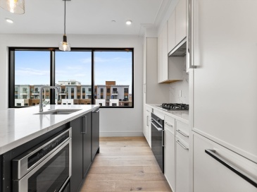 33 A St., Boston, Massachusetts, 3 Bedrooms Bedrooms, 4 Rooms Rooms,3 BathroomsBathrooms,Residential,For Sale,A St.,73358219