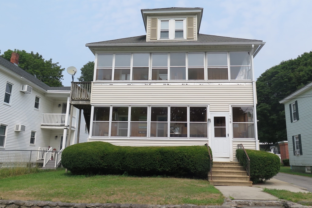 118 Marquette, Gardner, Massachusetts, 2 Bedrooms Bedrooms, 5 Rooms Rooms,1.5 BathroomsBathrooms,Residential Lease,For Rent,Marquette,73424684