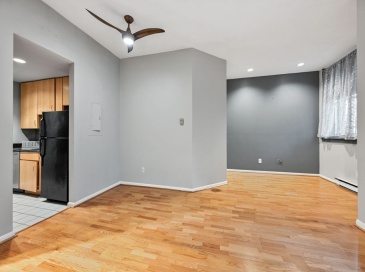 350 W 4th St, Boston, Massachusetts, 1 Bedroom Bedrooms, 4 Rooms Rooms,1 BathroomBathrooms,Residential Lease,For Rent,W 4th St,73427896 350 W 4th St, Boston, Massachusetts, 1 Bedroom Bedrooms, 4 Rooms Rooms,1 BathroomBathrooms,Residential Lease,For Rent,W 4th St,73427896