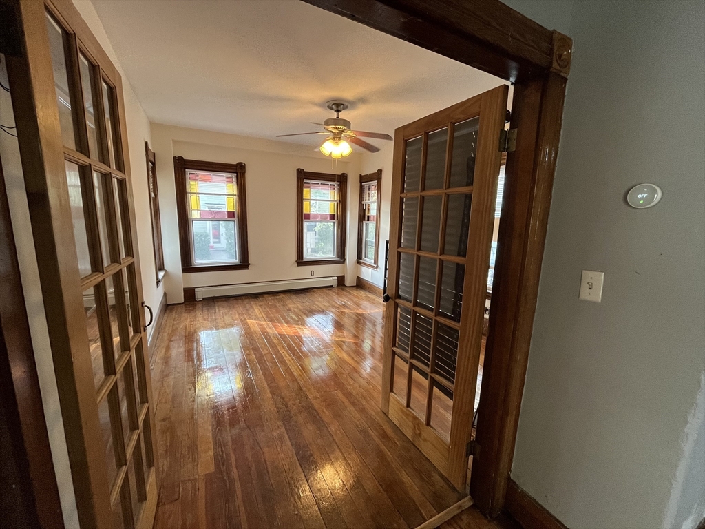 62 Brookside Ave., Boston, Massachusetts, 3 Bedrooms Bedrooms, 7 Rooms Rooms,1 BathroomBathrooms,Residential Lease,For Rent,Brookside Ave.,73433354