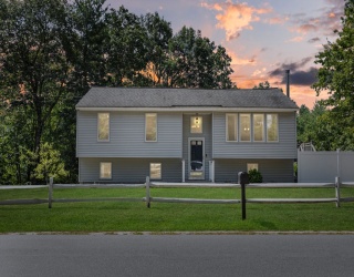 4 Cross Road, Brookline, New Hampshire, 3 Bedrooms Bedrooms, 7 Rooms Rooms,2 BathroomsBathrooms,Residential,For Sale,Cross Road,73417290