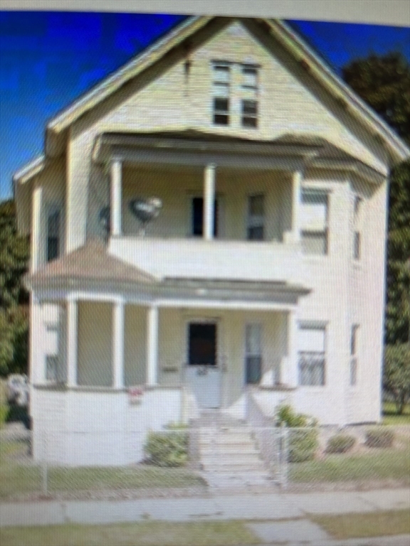 88 May Street, Worcester, Massachusetts, 2 Bedrooms Bedrooms, 5 Rooms Rooms,1 BathroomBathrooms,Residential Lease,For Rent,May Street,73420768