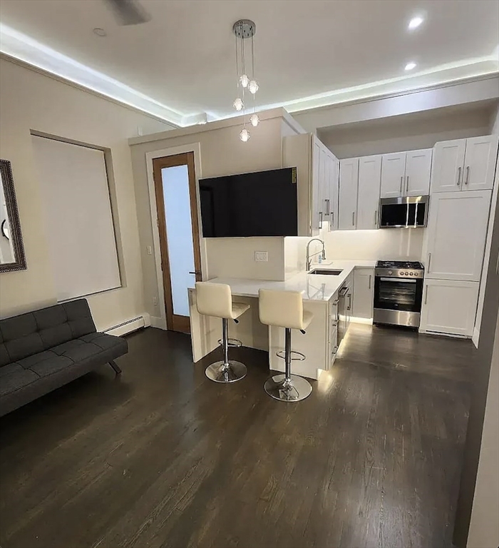 362 Commonwealth Ave, Boston, Massachusetts, 2 Rooms Rooms,1 BathroomBathrooms,Residential Lease,For Rent,Commonwealth Ave,73387597