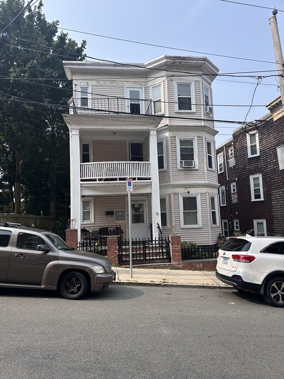 73 Cushing, Boston, Massachusetts, 2 Bedrooms Bedrooms, 4 Rooms Rooms,1 BathroomBathrooms,Residential Lease,For Rent,Cushing,73418230