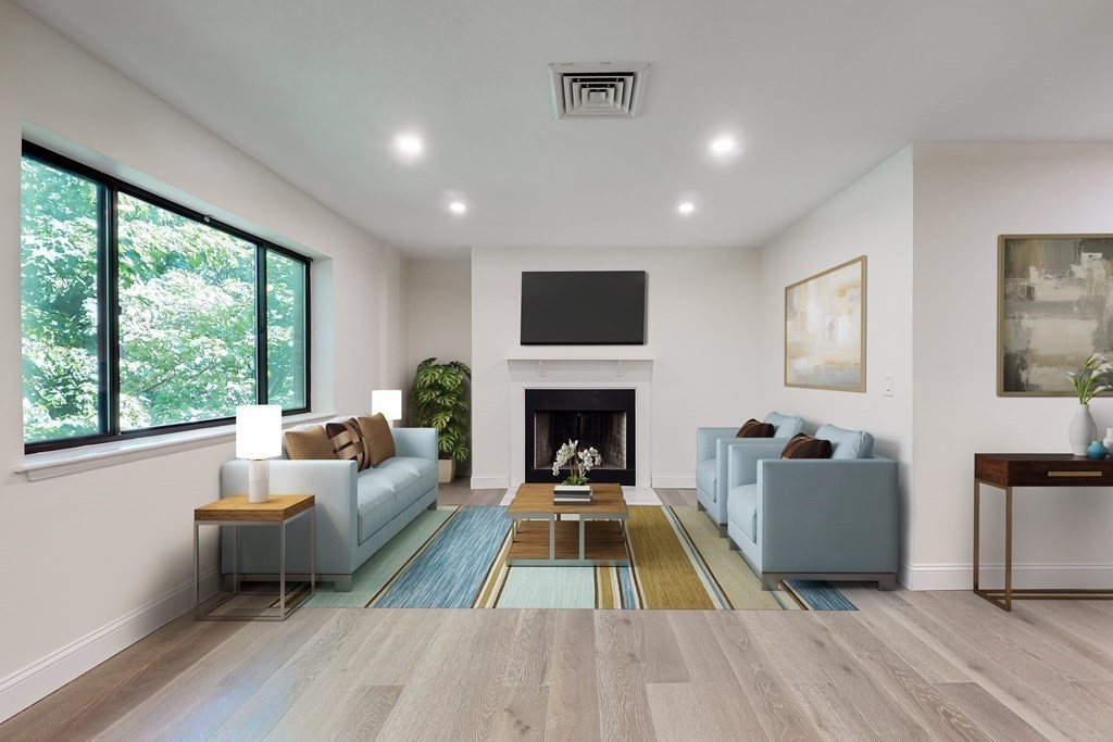 276 Chestnut Hill Ave, Boston, Massachusetts, 2 Bedrooms Bedrooms, 4 Rooms Rooms,1.5 BathroomsBathrooms,Residential Lease,For Rent,Chestnut Hill Ave,73420287