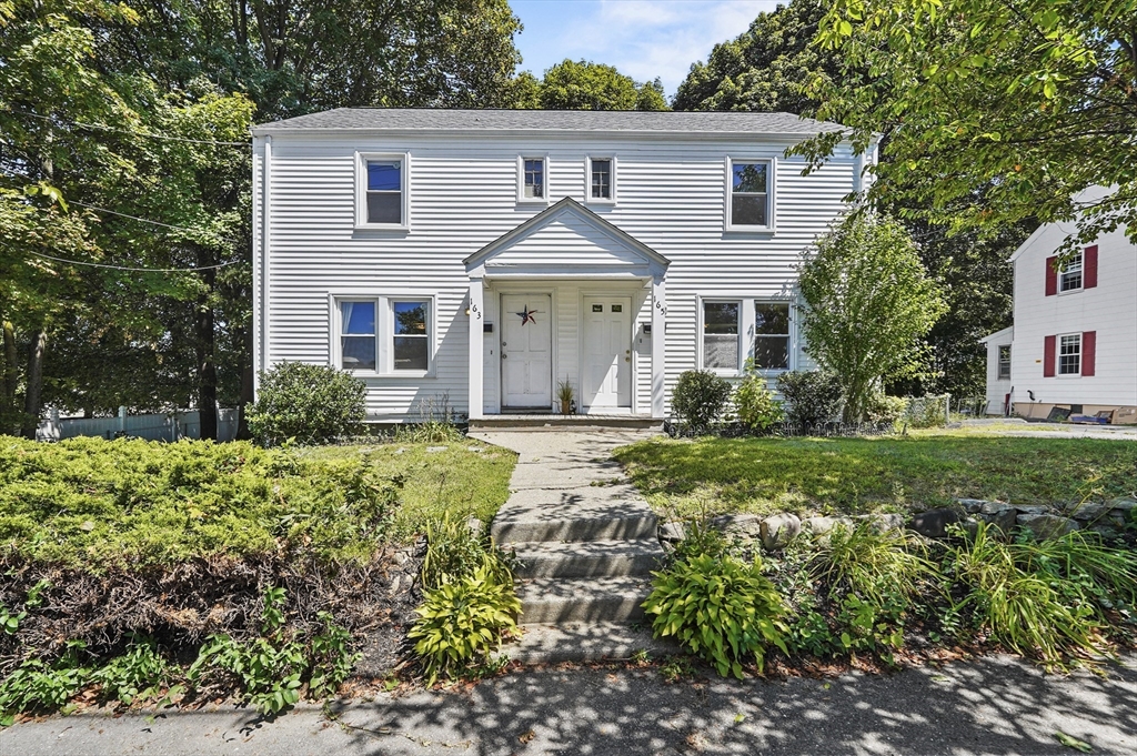 163-165 Saint Nicholas Ave, Worcester, Massachusetts, 4 Bedrooms Bedrooms, 10 Rooms Rooms,2 BathroomsBathrooms,Residential Income,For Sale,Saint Nicholas Ave,73422269