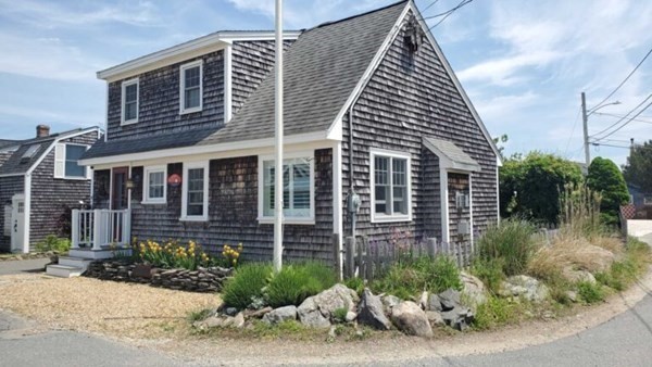 11 78th, Newburyport, Massachusetts, 2 Bedrooms Bedrooms, 4 Rooms Rooms,1.5 BathroomsBathrooms,Residential Lease,For Rent,78th,73412765