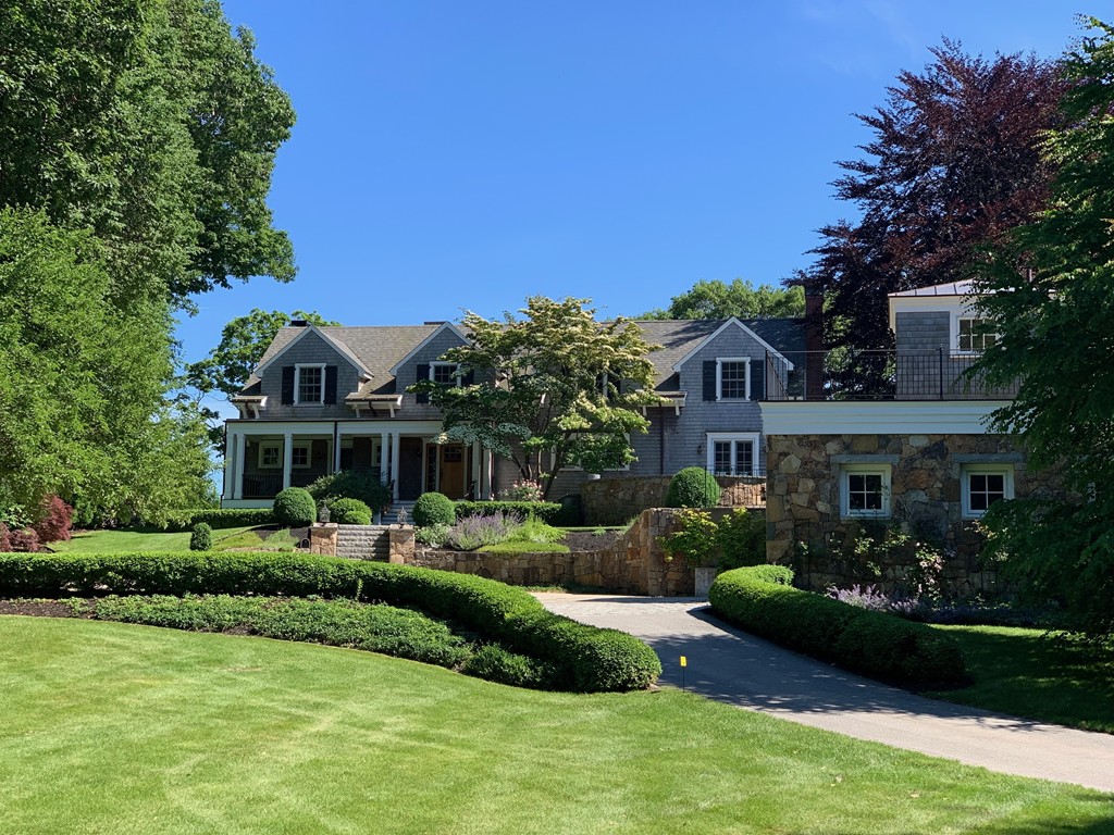 159 West St, Beverly, Massachusetts, 4 Bedrooms Bedrooms, 9 Rooms Rooms,4 BathroomsBathrooms,Residential Lease,For Rent,West St,73403139