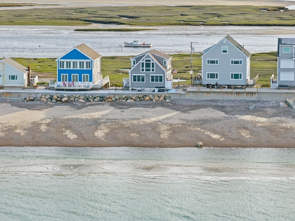 288 Central Ave, Scituate, Massachusetts, 3 Bedrooms Bedrooms, 7 Rooms Rooms,2.5 BathroomsBathrooms,Residential,For Sale,Central Ave,73381800