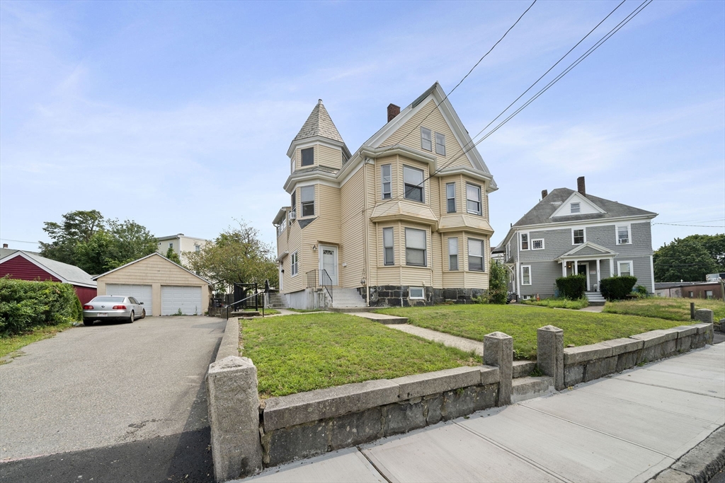 28 Federal Ave, Quincy, Massachusetts, 3 Bedrooms Bedrooms, 6 Rooms Rooms,1 BathroomBathrooms,Residential Lease,For Rent,Federal Ave,73415224