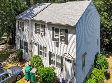 208 Plymouth St, Fitchburg, Massachusetts, 8 Bedrooms Bedrooms, 16 Rooms Rooms,4 BathroomsBathrooms,Residential Income,For Sale,Plymouth St,73425350