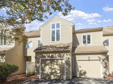 116 Broadmeadow, Marlborough, Massachusetts, 2 Bedrooms Bedrooms, 6 Rooms Rooms,2.5 BathroomsBathrooms,Residential Lease,For Rent,Broadmeadow,73434469