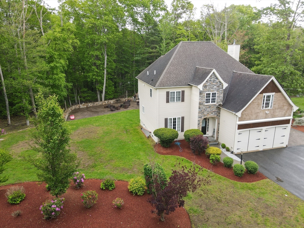 357 Purchase St, Milford, Massachusetts, 4 Bedrooms Bedrooms, 7 Rooms Rooms,2.5 BathroomsBathrooms,Residential,For Sale,Purchase St,73379904