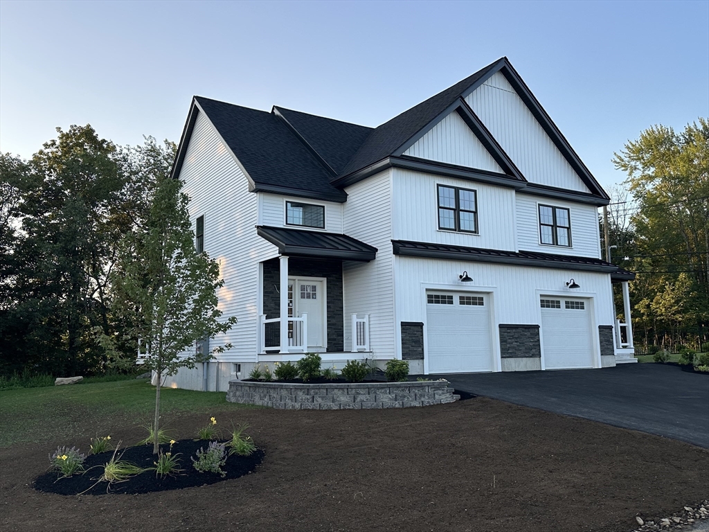 1 Leo's Way, Sterling, Massachusetts, 2 Bedrooms Bedrooms, 6 Rooms Rooms,2.5 BathroomsBathrooms,Residential,For Sale,Leo's Way,73426564