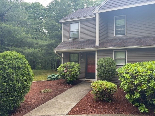 33 Drake Rd, Fitchburg, Massachusetts, 2 Bedrooms Bedrooms, 8 Rooms Rooms,1.5 BathroomsBathrooms,Residential Lease,For Rent,Drake Rd,73399820