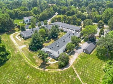 75 Page Rd, Bedford, Massachusetts, 1 Bedroom Bedrooms, 4 Rooms Rooms,1.5 BathroomsBathrooms,Residential,For Sale,Page Rd,73393084 75 Page Rd, Bedford, Massachusetts, 1 Bedroom Bedrooms, 4 Rooms Rooms,1.5 BathroomsBathrooms,Residential,For Sale,Page Rd,73393084