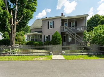 30 Waterford St, Lowell, Massachusetts, 4 Bedrooms Bedrooms, 8 Rooms Rooms,2 BathroomsBathrooms,Residential Income,For Sale,Waterford St,73406354