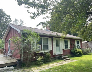 23 Nagler Cross Rd, Huntington, Massachusetts, 3 Bedrooms Bedrooms, 5 Rooms Rooms,1 BathroomBathrooms,Residential,For Sale,Nagler Cross Rd,73413591